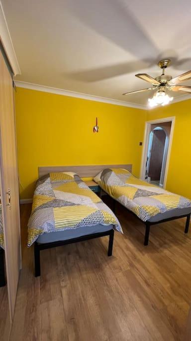 Palaz 6 - 2 Bedroom Flat Edmonton Luaran gambar